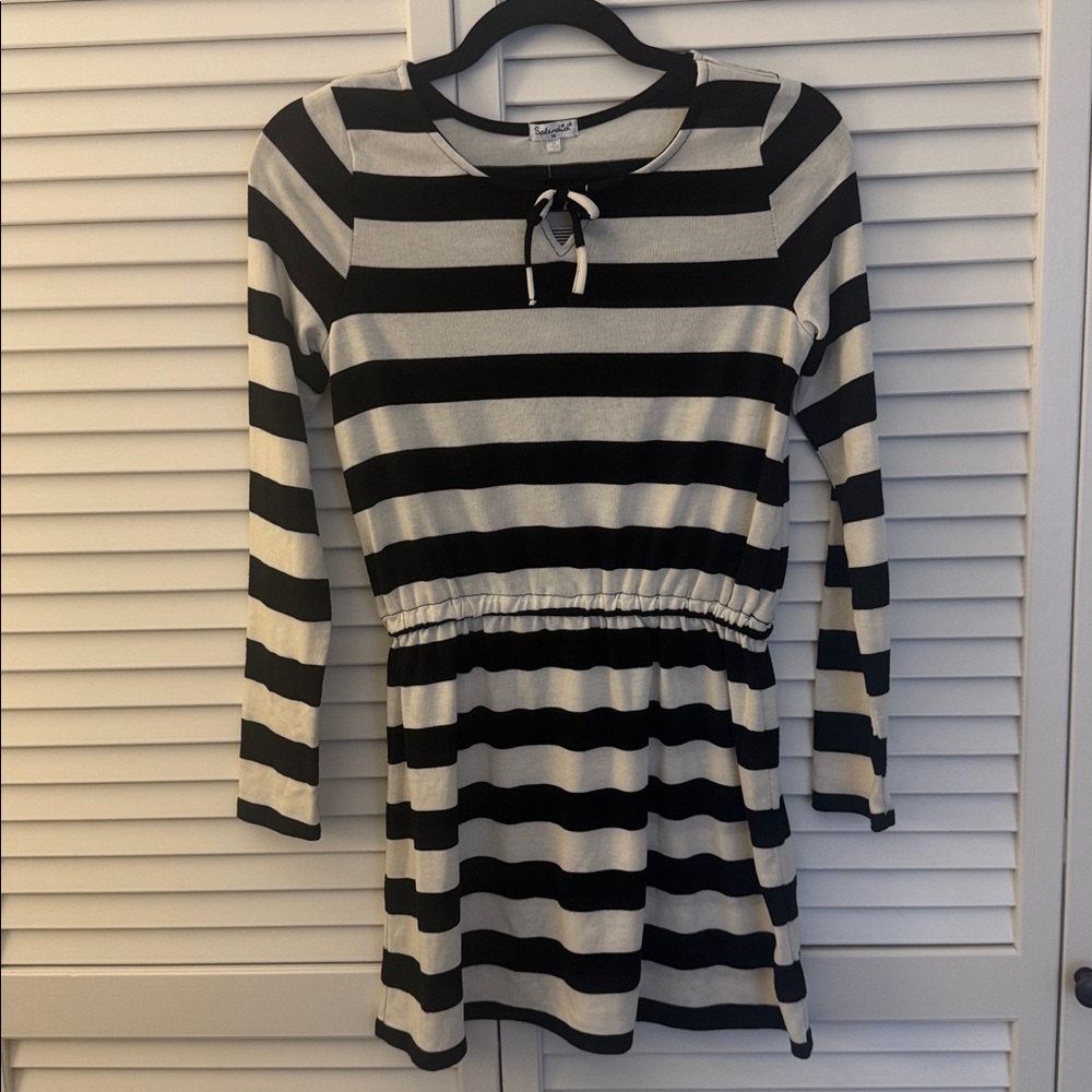 Splendid Girl’s Black and White Striped Long Sleeve Dress NWT 14